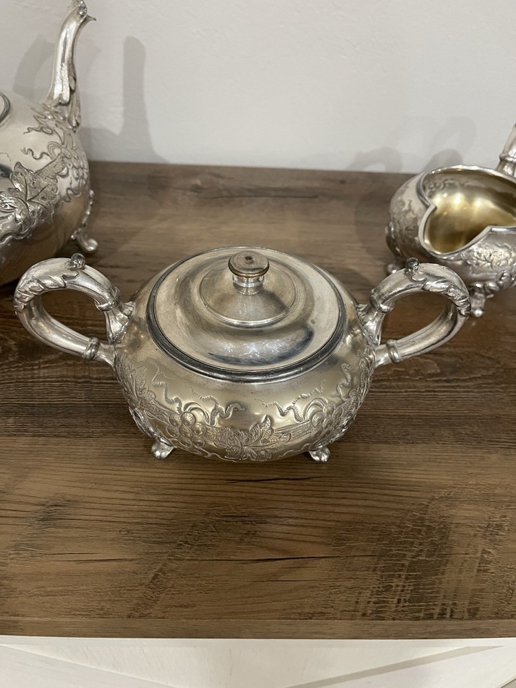 Vintage Hand-Chased EPNS Silver-Plated 4-Piece Tea Set with Grapevine Pattern