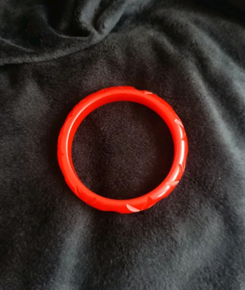 Vintage Bakelite Lucite Hand Carved Ruby Red Bangle 2.5" Diameter