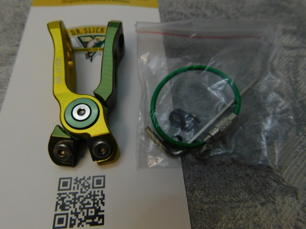 Dr. Slick Version 1 Cyclone Offset Nippers with Replacement Cutters - 2.25"