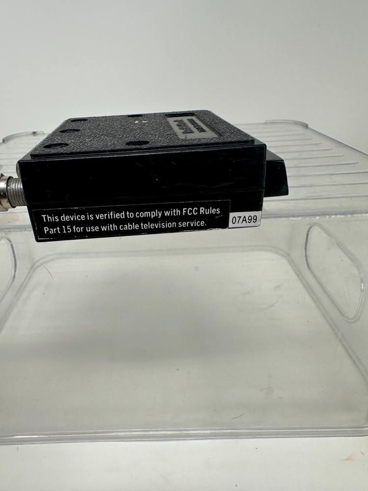 A & B Push Button Switch Cable TV Selector | RadioShack | 2 Inputs AB 1 Output