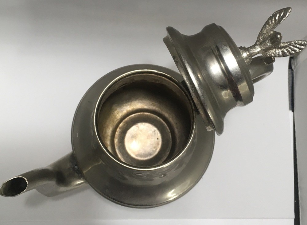 Early 20th Century Silver Plated Teapot Rococo Pattern Hand Hammered