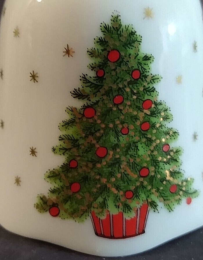 George Good Christmas Tree ceramic bell