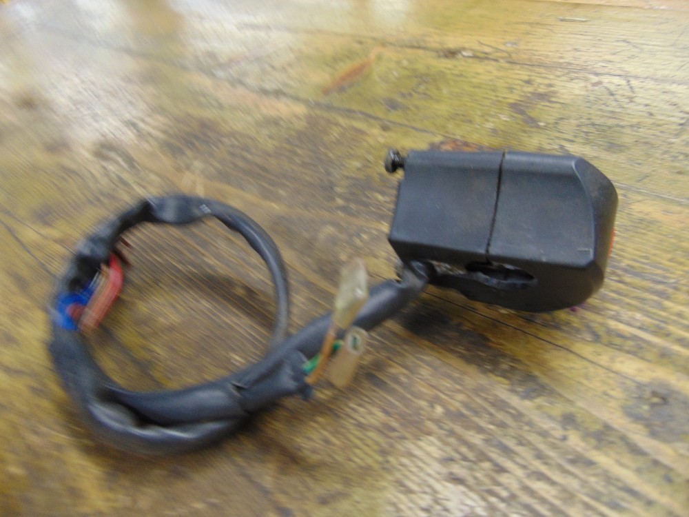 YAMAHA YZF600R THUNDERCAT LEFT HANDLEBAR SWITCH