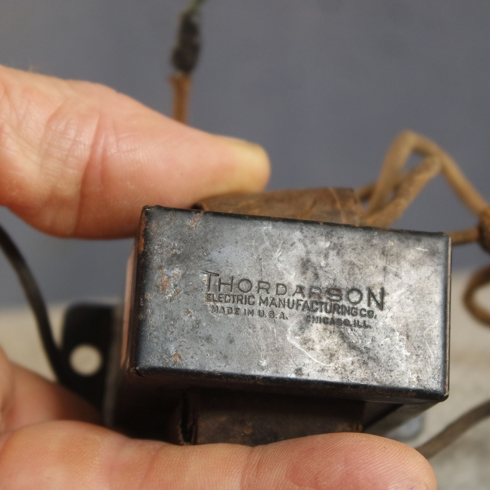 Thordarson 2.5 VCT @ 5 A Filament Transformer 115V AC Input p/n T-16F08 +Specs