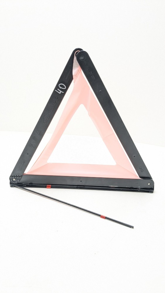 MERCEDES E CLASS W213 EMERGENCY WARNING TRIANGLE A1718900197 2016