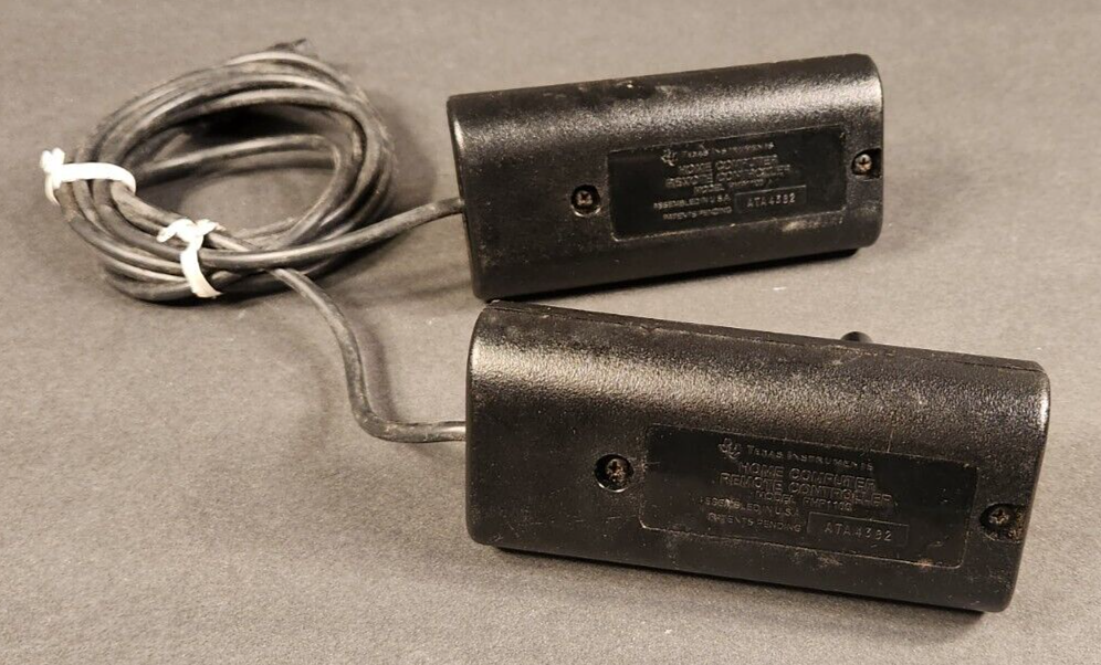 2 LOT TEXAS INSTRUMENTS HOME COMPUTER REMOTE CONTROLLER PHP-1100 AS-IS UNTESTED