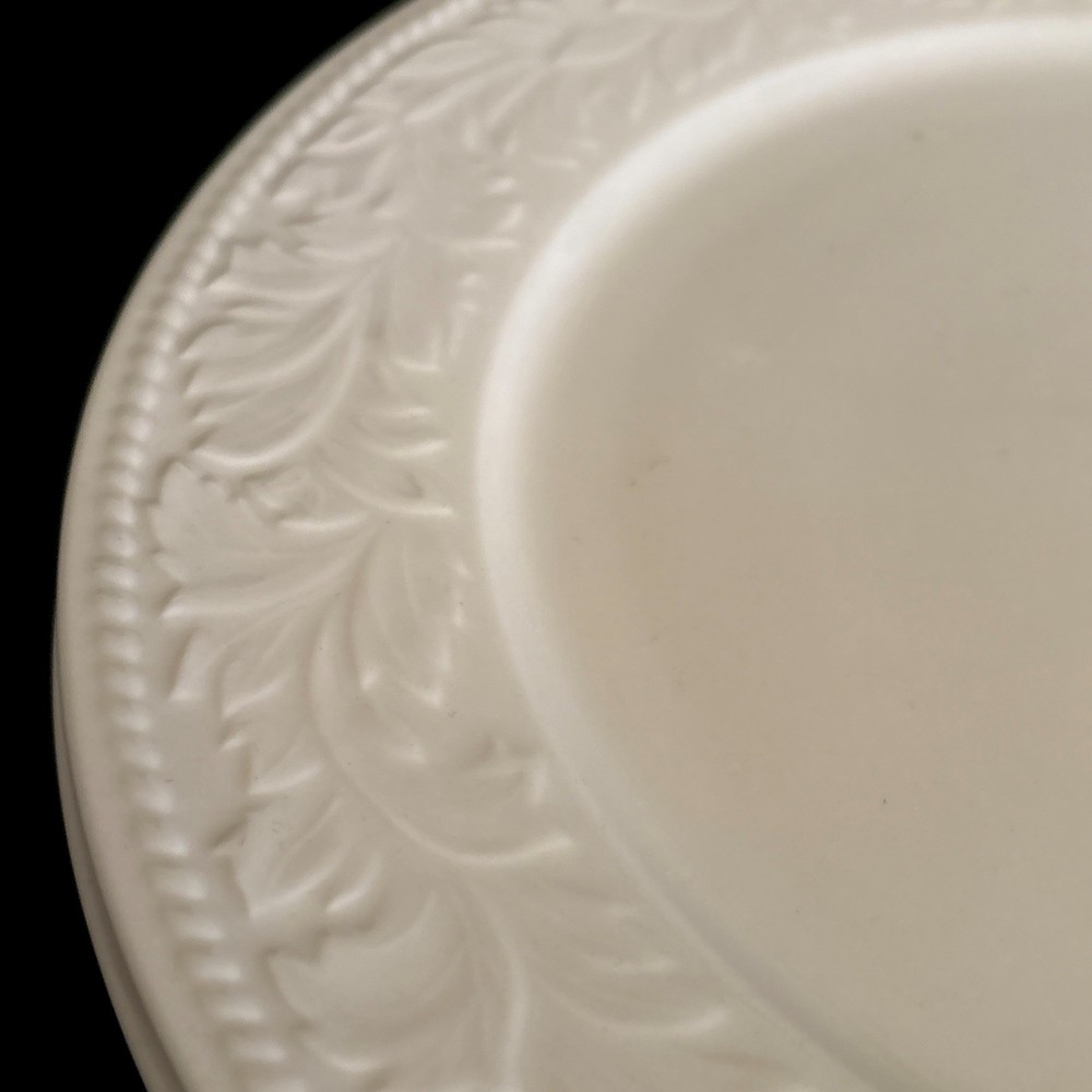 SANGO STONEWARE GARLAND 8837 EMBOSSSED LEAF PATTERN WHITE 6 DINNER PLATES 10.5"