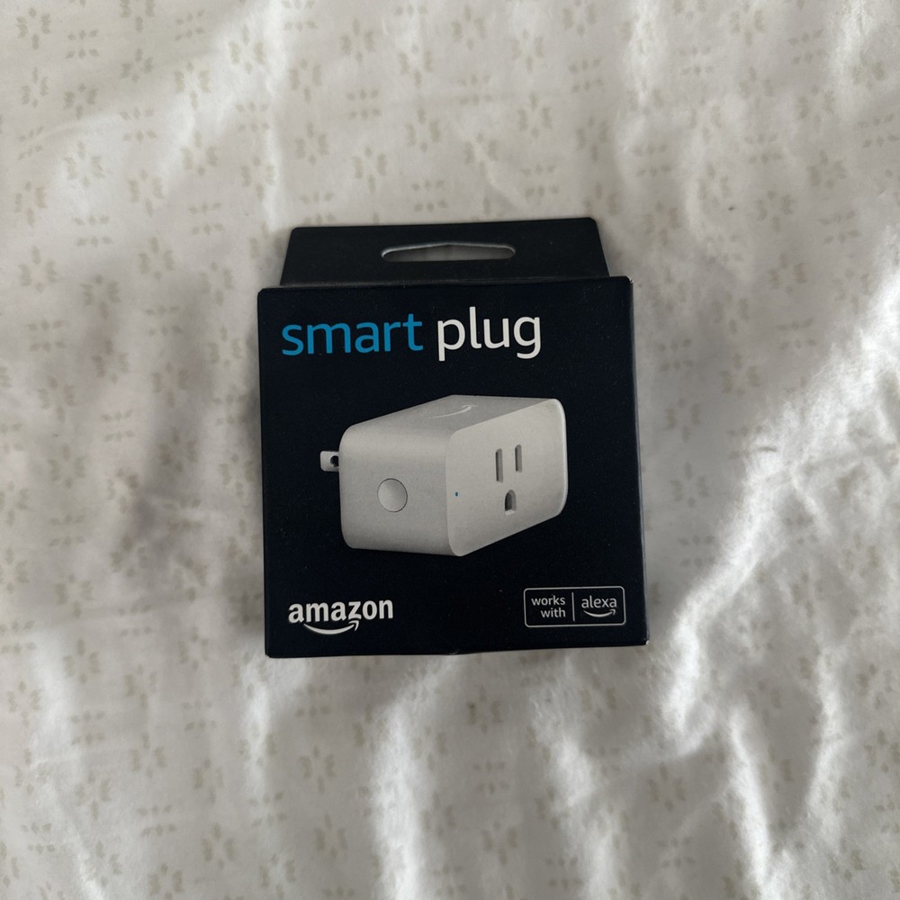 Alexa Smart Plug Wall Adapter   (NEW IN BOX)