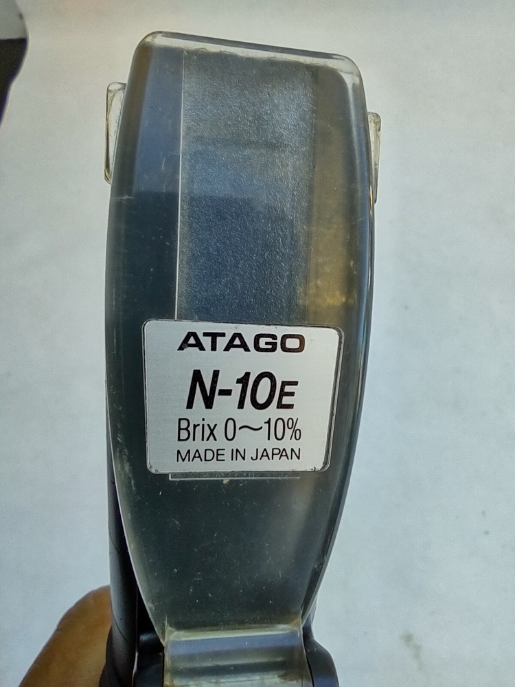 ATAGO N-10E HAND HELD REFRACTOMETER BRIX 0-10%