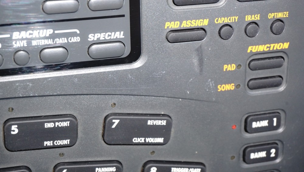 Zoom ST-224 SampleTrak Drum / Groove Machine & Sampler