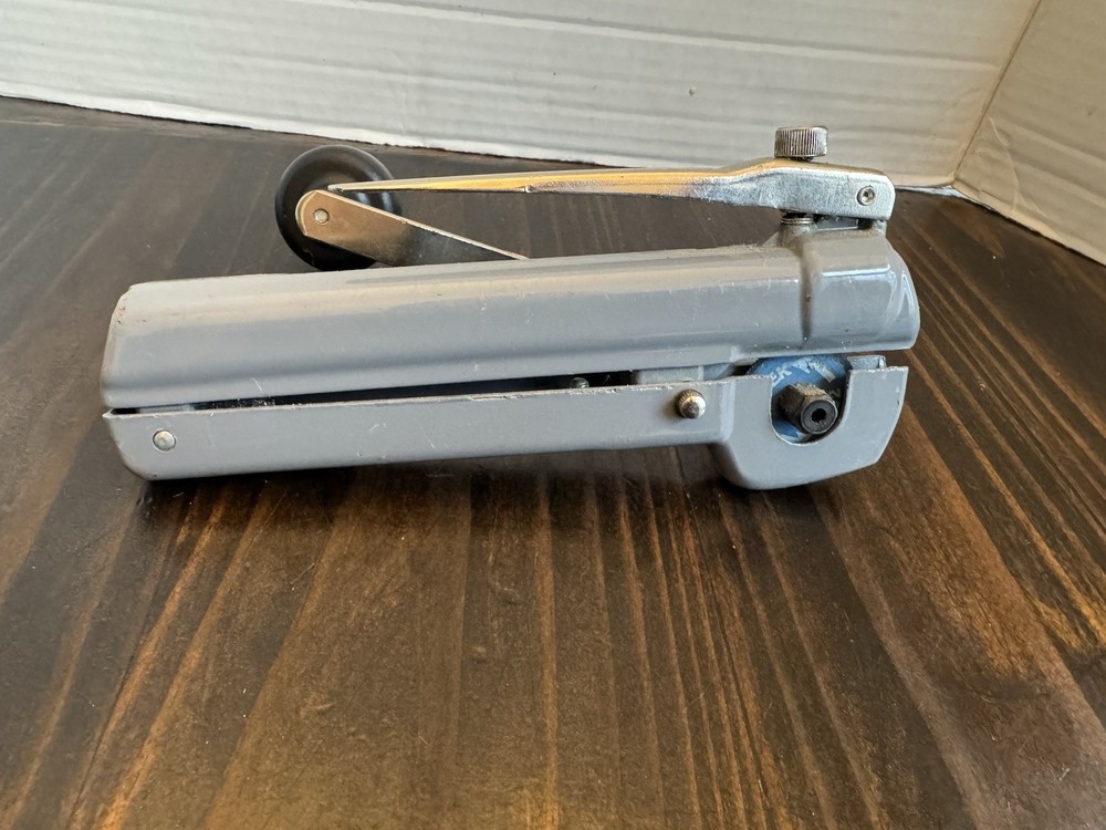 Armored Cable Cutter