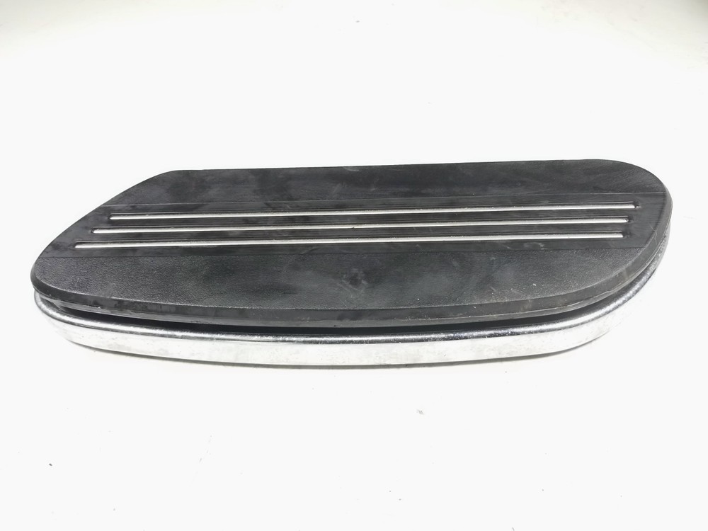 98 Harley Heritage Softail Classic FLSTC Front Left & Right Floorboards Pair