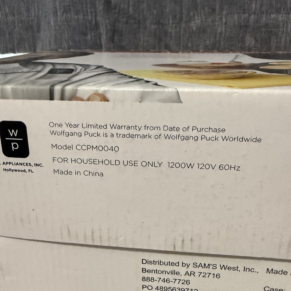 NEW Wolfgang Puck 4 Piece Deep Pie Maker Model CCPM0040