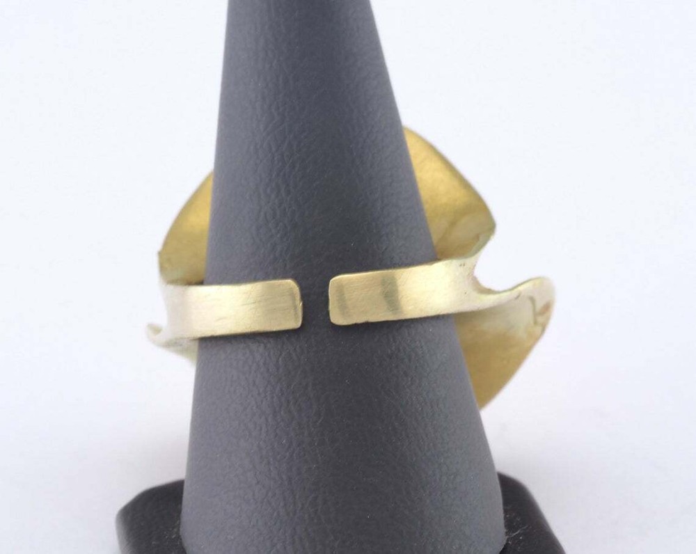 Adjustable Ring Raw brass (18.5mm 8.5US inner size - Adjustable ) OZ2836