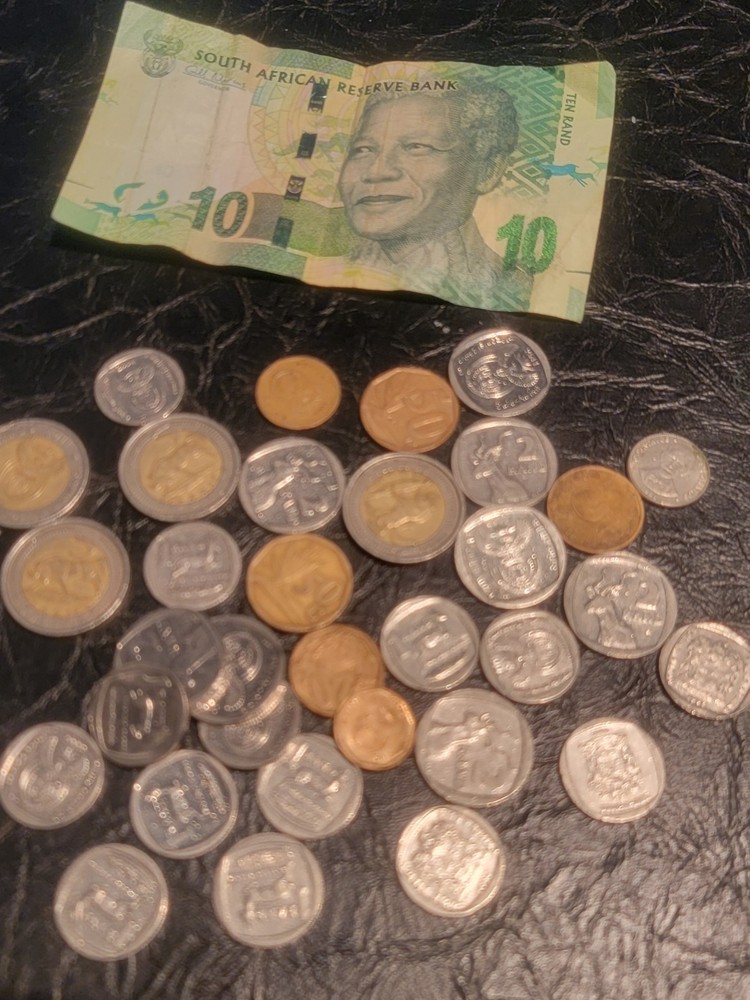 SOUTH AFRICA COINS & NOTE TS