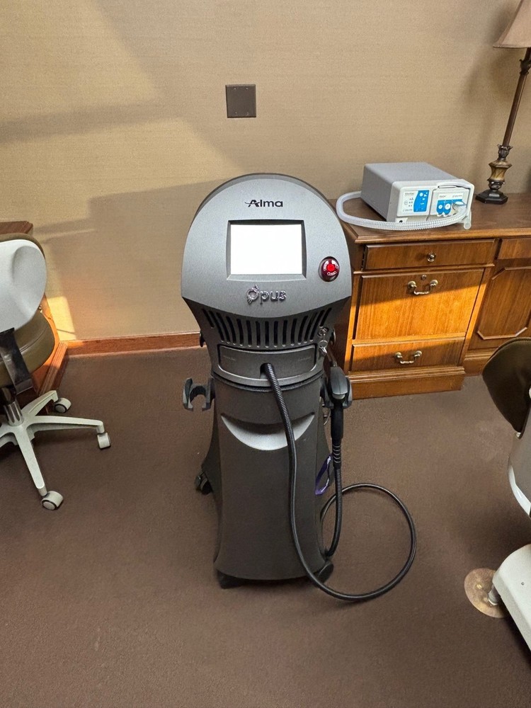 2023 Alma Opus with Accessories