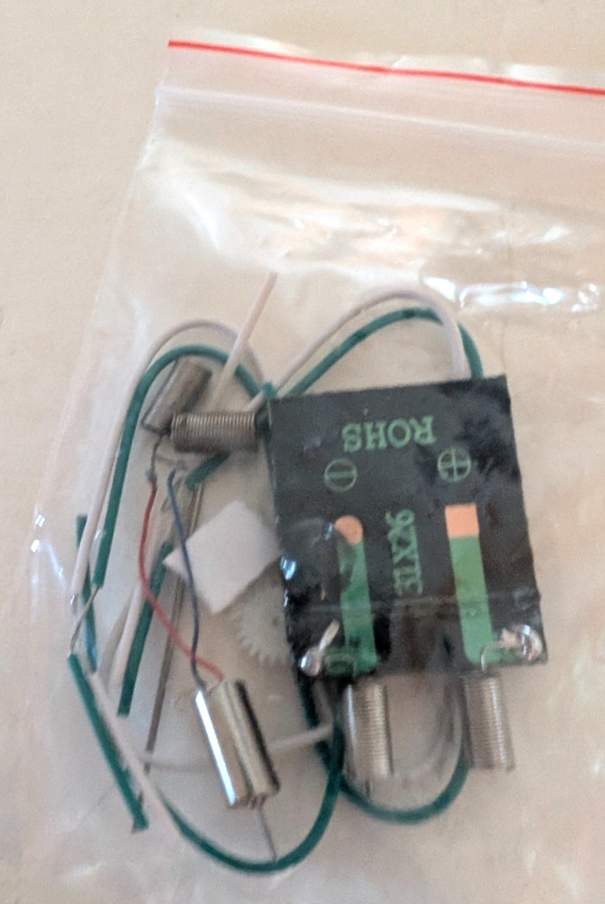 6 in 1 solar robotics kit, never used.