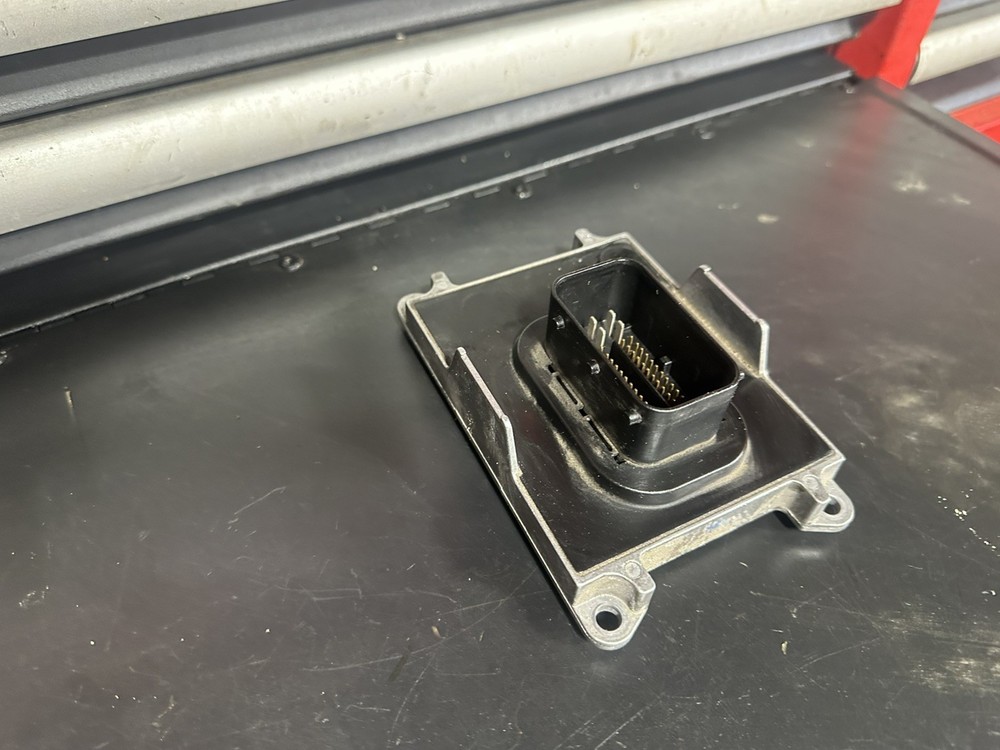 BMW E60 E61 M5 S85 06-10 OEM ENGINE MOTOR IGNITION IONIC CURRENT CONTROL MODULE