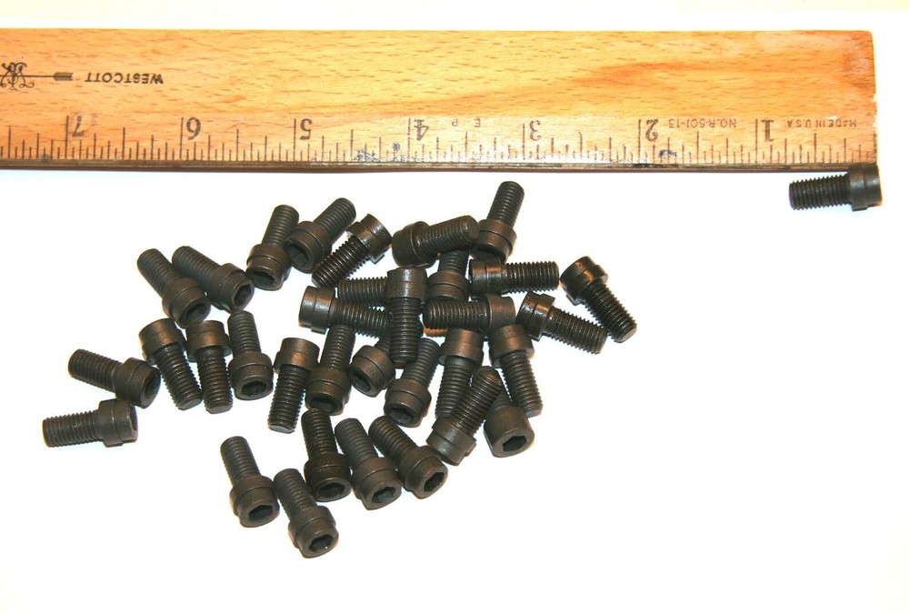 M1 Garand Front Sight Screw, Early, Original USGI - #ET5