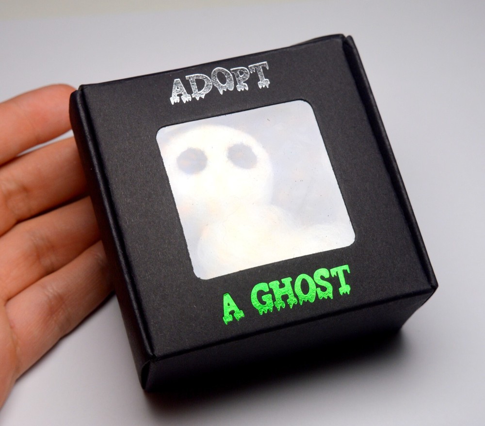 ''ADOPT A GHOST'' SPOOKY POCKET GHOST DOLL IN GIDT BOX
