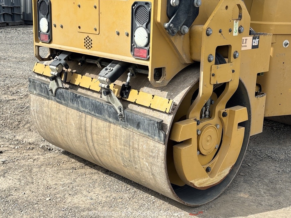 2022 Caterpillar CB4.0 Smooth Drum Vibratory Roller Compactor Warranty bidadoo