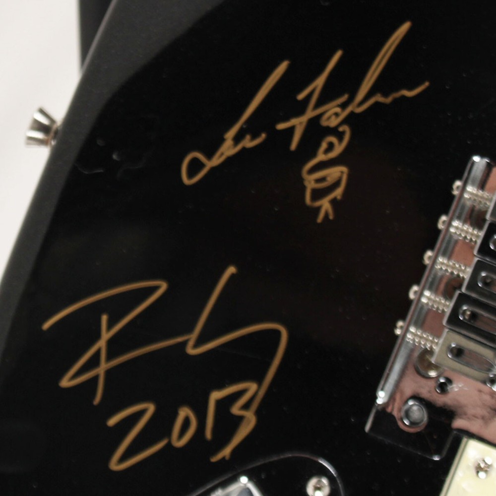 Robert Cray Band Signed Guitar Starcaster (4 Sigs.) - COA JSA