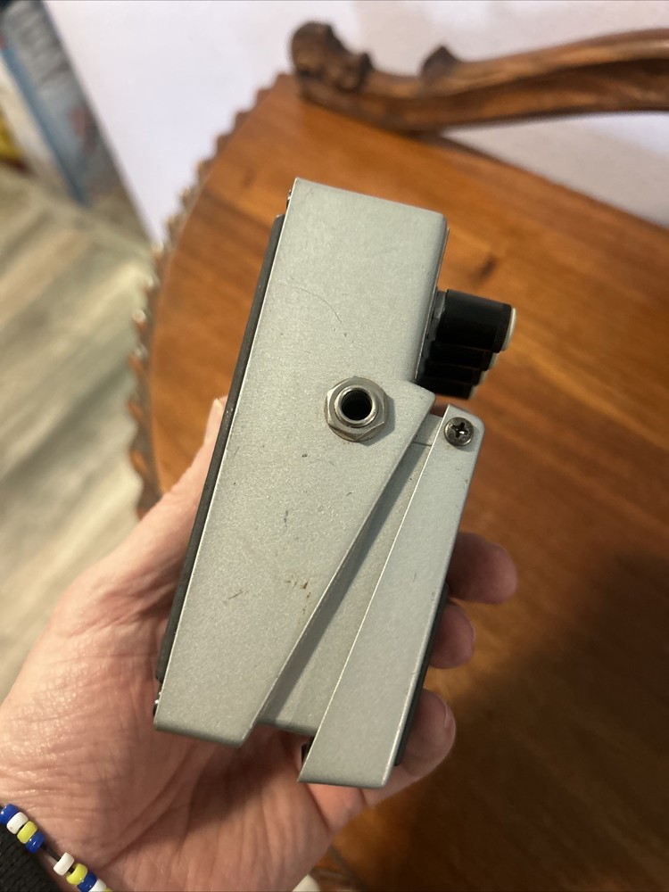 BOSS DSD-2 Digital Sampler Delay Guitar Effects Pedal Silver Tested Working 1985