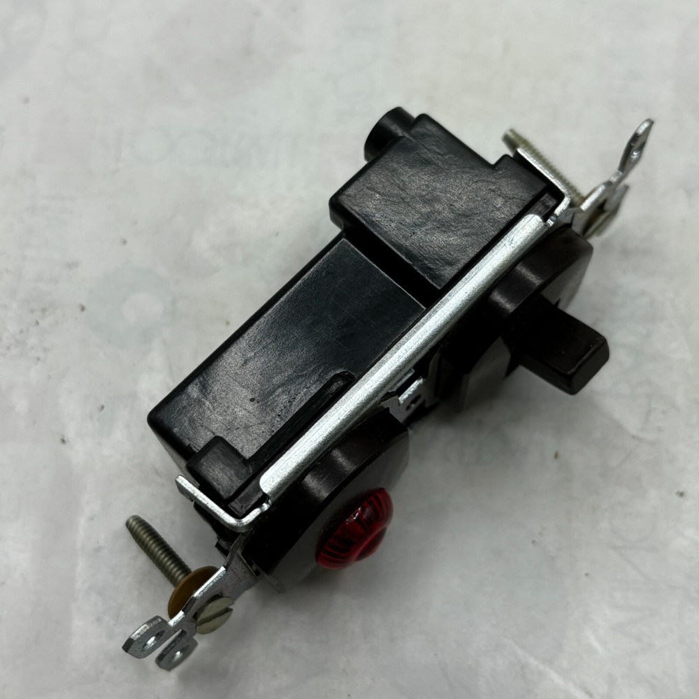 6405 BRYANT Combination Device Single Pole Switch ⭐