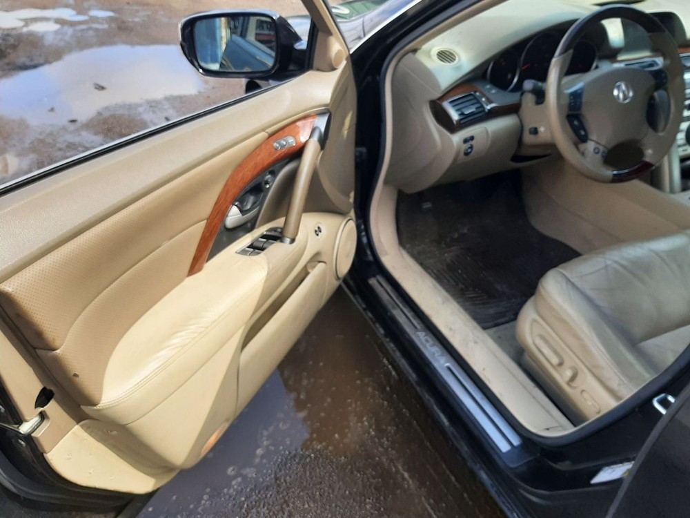 RL 2006 High Mounted Stop Light 942515