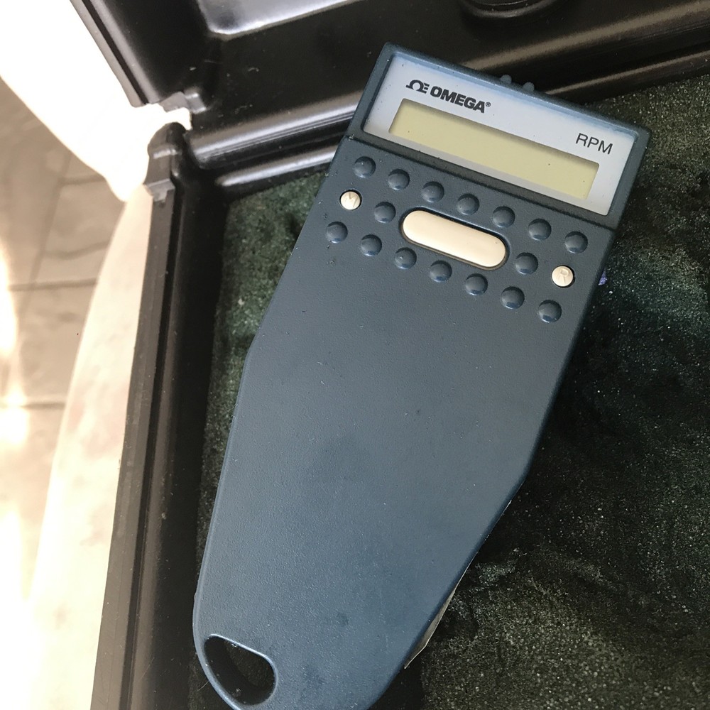 Omega Handlheld Pocket Tachometer with Remote Sensor Input, HHT-11-R-KIT