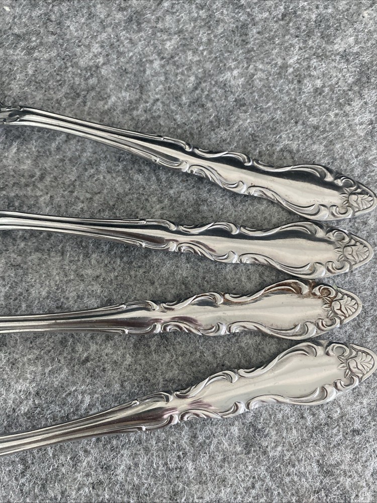 4 TOWLE/SUPREME CUTLERY STAINLESS FLATWARE, "PIERRE" PATTERN DINNER SPOONS