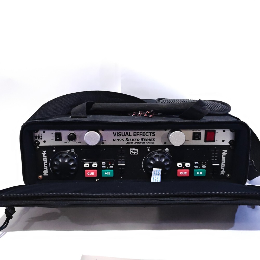 Numark CDN-25 Pro CD Player + Visual Effects V-99S in Gator Case Bundle