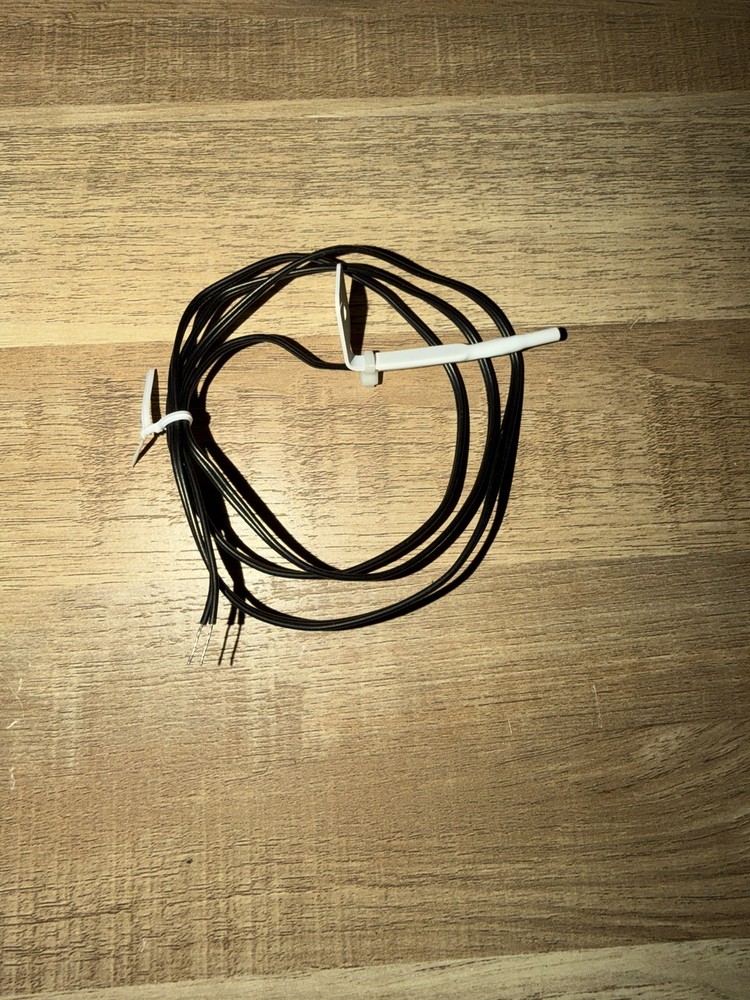 Aprilaire 8052 Outdoor/Duct Mount Temperature Sensor