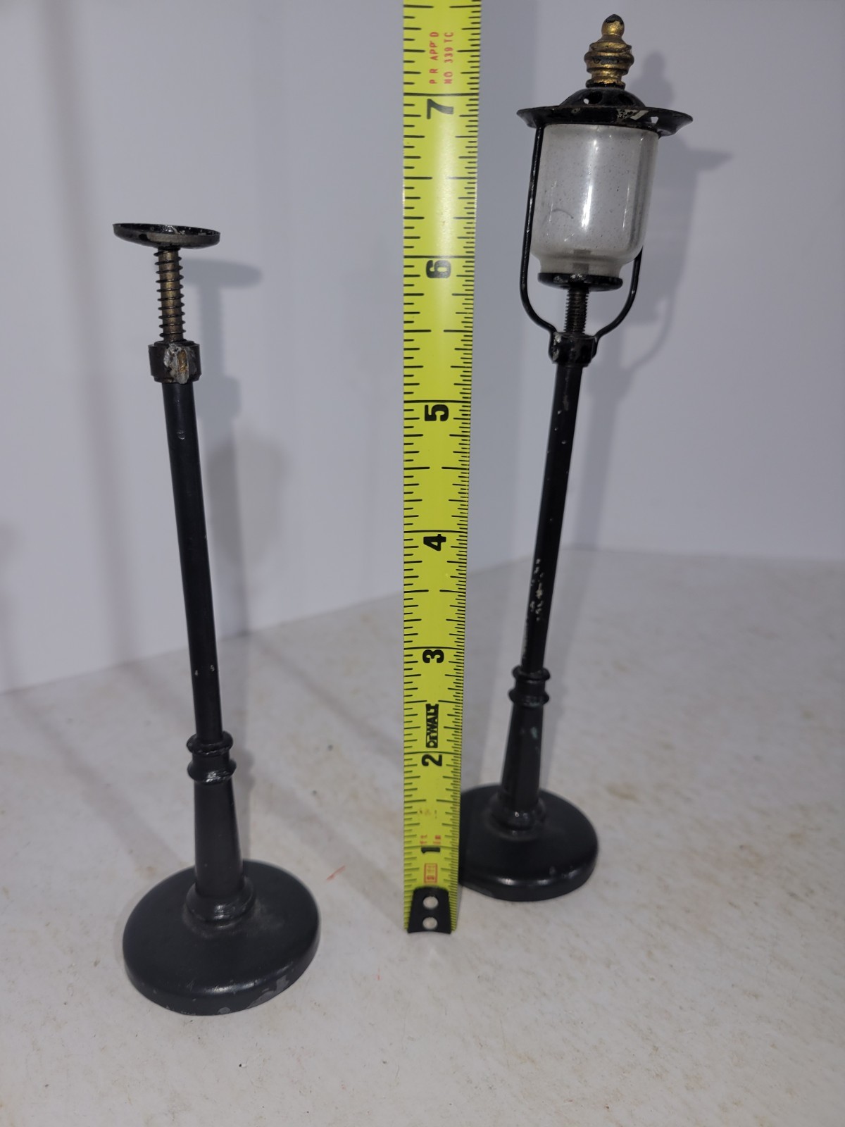 Bing prewar 10/646 oil street lamps - circa 1930 - pair (2) for repair