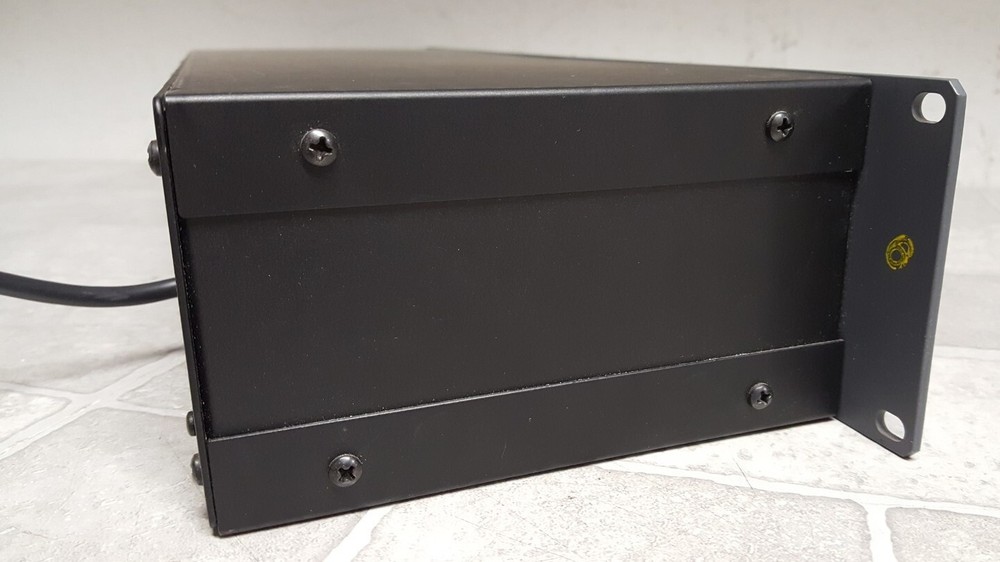 Ashly PQX 572 Stero Seven Band Parametric Equalizer READ