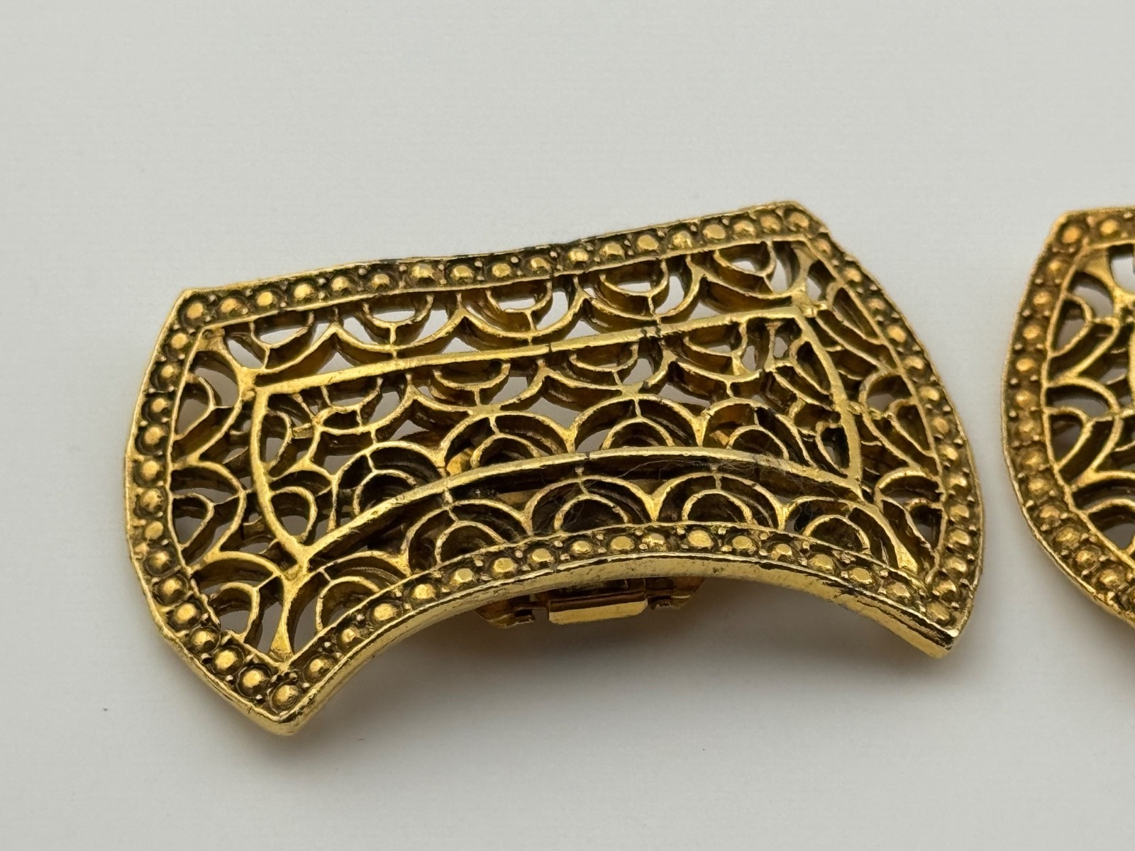 Vintage Musi Shoe Clips Gold Tone Signed