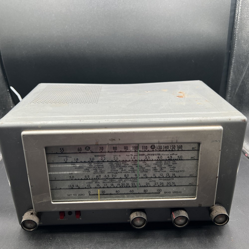 Vintage Hallicrafters S-38D Radio Reciever HAM SW Short Wave USA For Parts