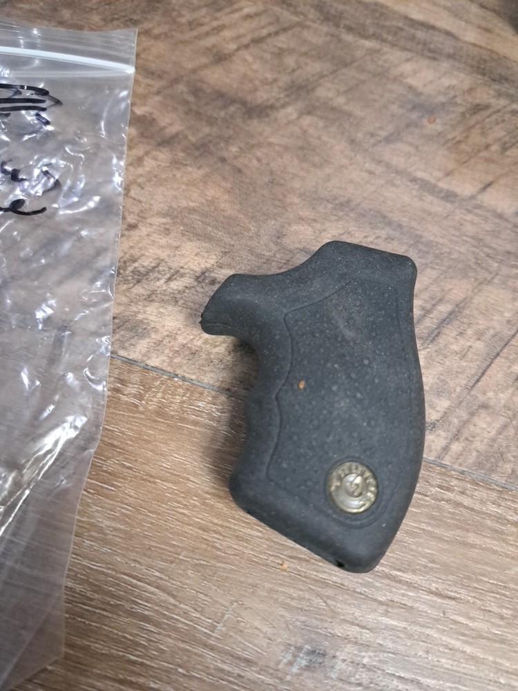 #2 Taurus Small Frame Factory Grip With Screw