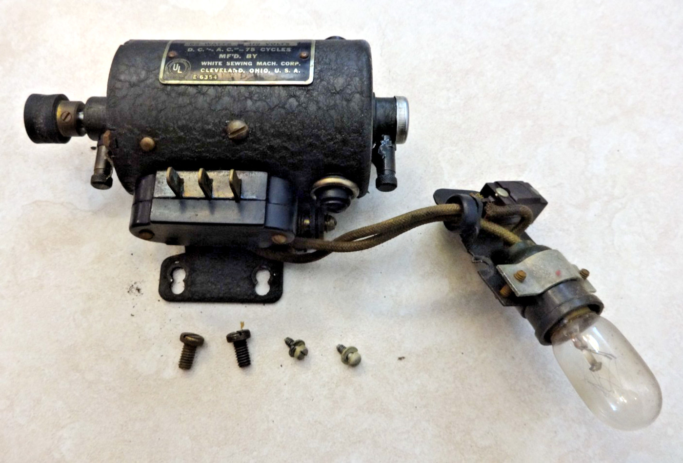 TESTED MOTOR and LAMP for White 77 Rotary Sewing Machine