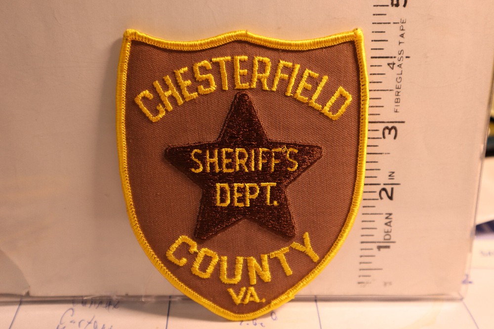 police patch  CHESTERFIELD COUNTY SHERIFF'S DEPT VIRGINIA