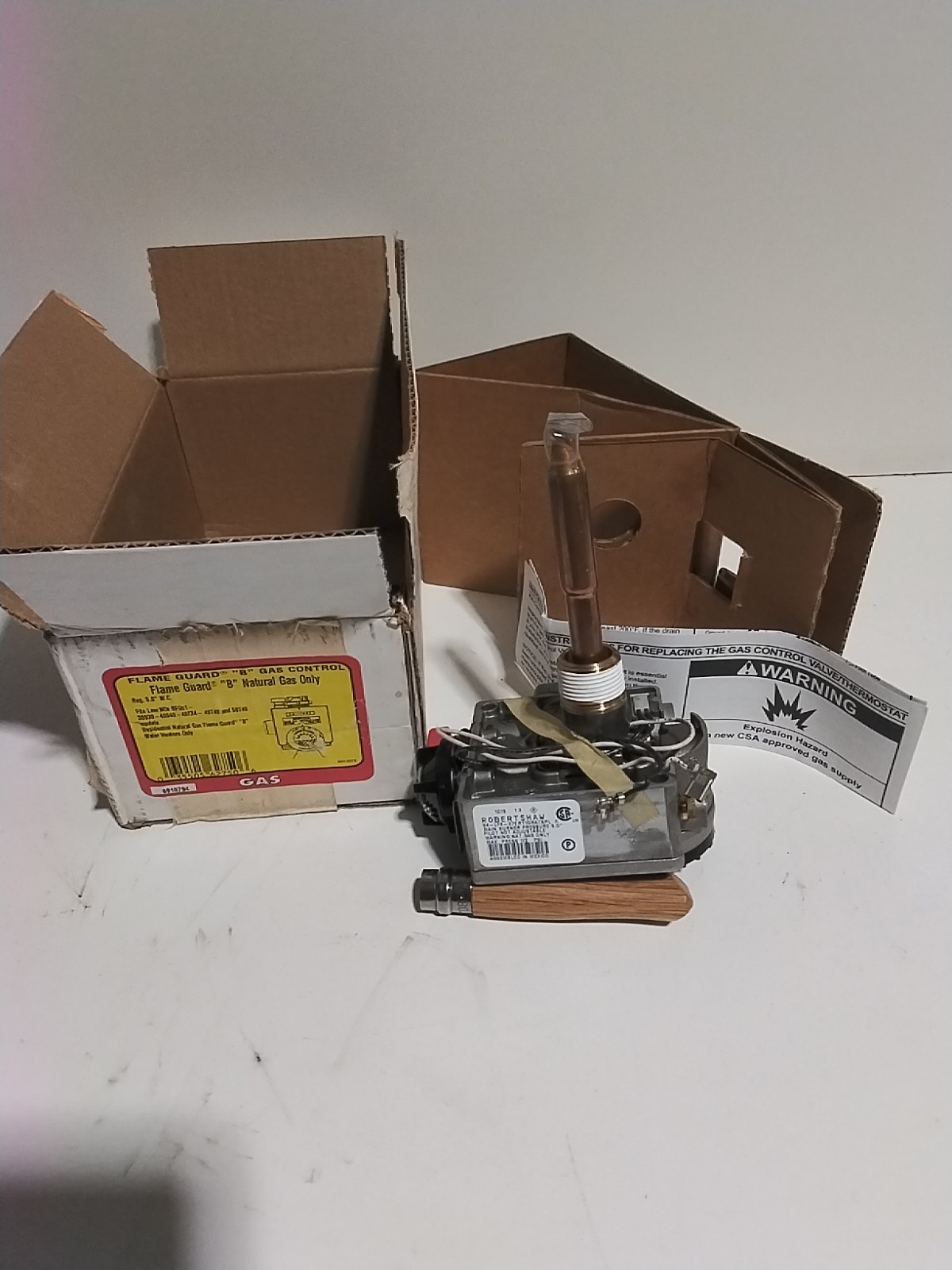 ROBERTSHAW 6910794 FLAME GUARD B GAS CONTROL VALVE NAT GAS ONLY 64-LF8-376