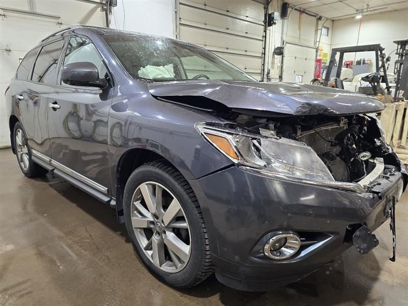 PATHFINDR 2013 Glove Box 608613