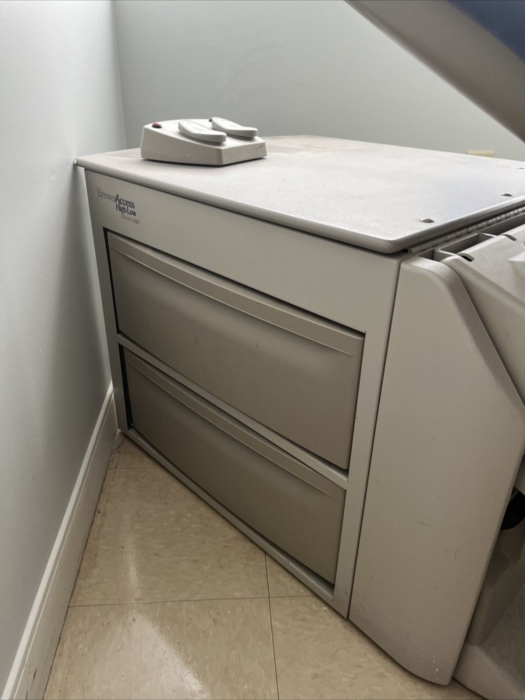 Brewer 6501 Access High-Low Exam Table