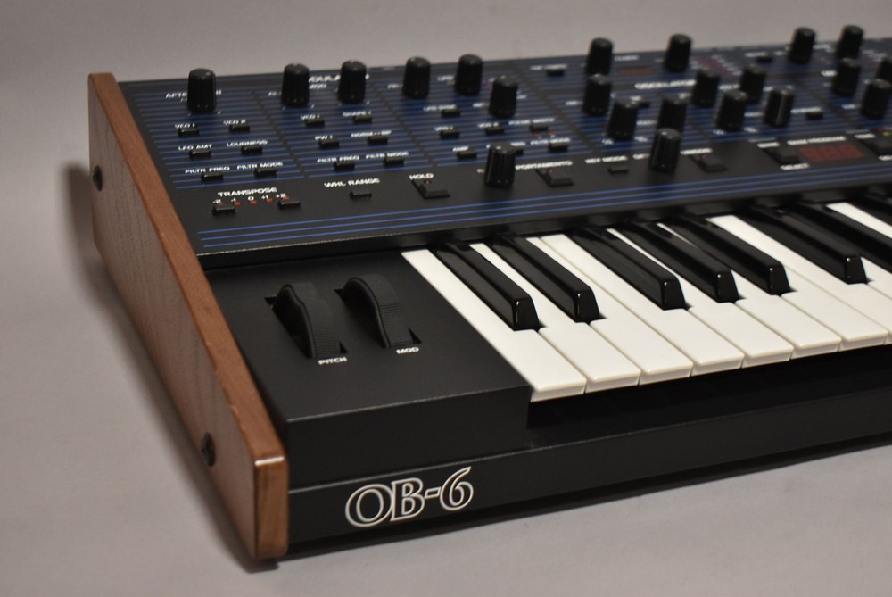Dave Smith Instruments OB-6 6-Voice Polyphonic Analog Synthesizer