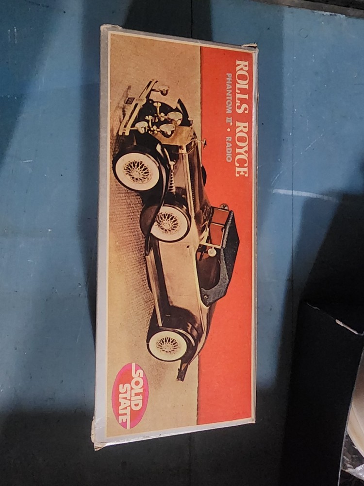 Vintage Solid State 1931 Rolls Royce Phantom II Replica Model Car Radio