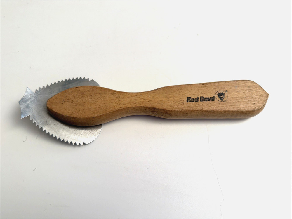 Vintage Red Devil Window Sash Saw Paint Scraper Caulk Cutting Tool
