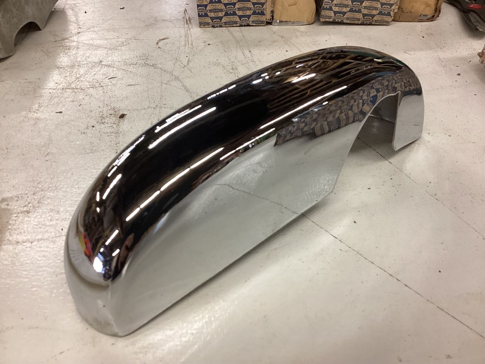 NOS Triumph TR5A Front Bumper Guards Overider 703047 NEVER INSTALLED