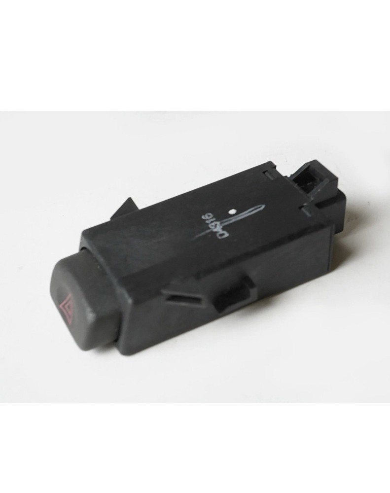 2000 - 2005 Cadillac Deville Hazard Emergency Light Switch BuTTon 25717688