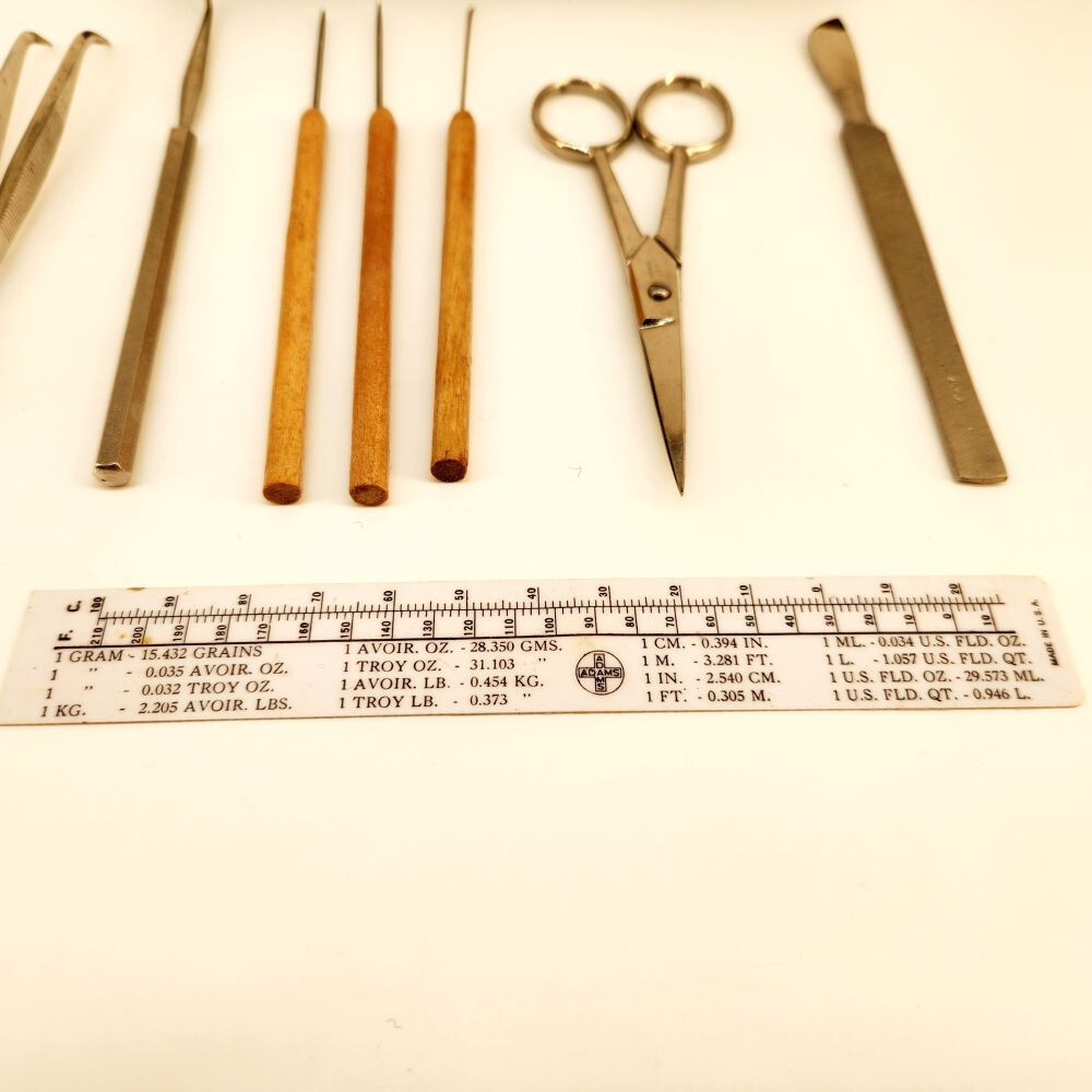 1940s 8-Piece Adams Science Dissection Kit In Leather Case
