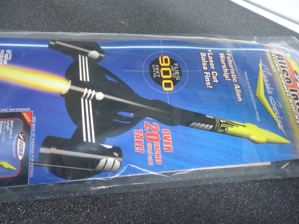 Estes No. 3003 Alien Invader model rocket kit New Unopened Skill level 2